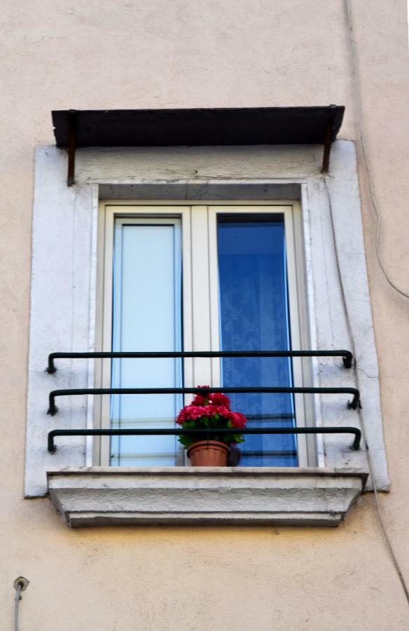 Appartement A Casa Di Peppe à Naples Extérieur photo