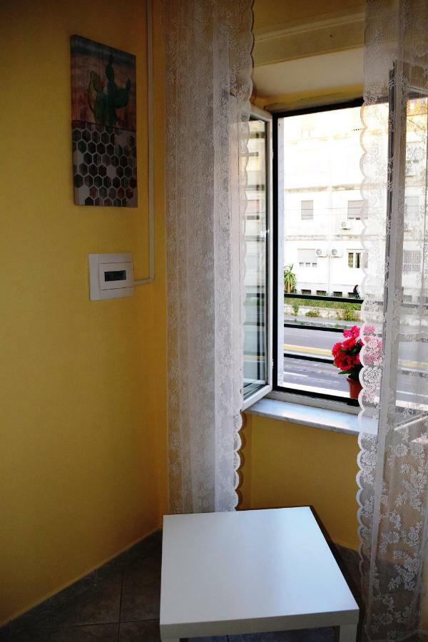 Appartement A Casa Di Peppe à Naples Extérieur photo